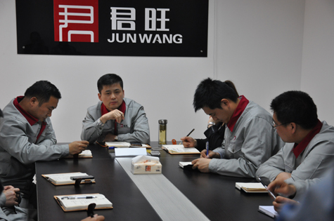 君旺公司召開“話危機(jī)謀發(fā)展”座談會(huì)